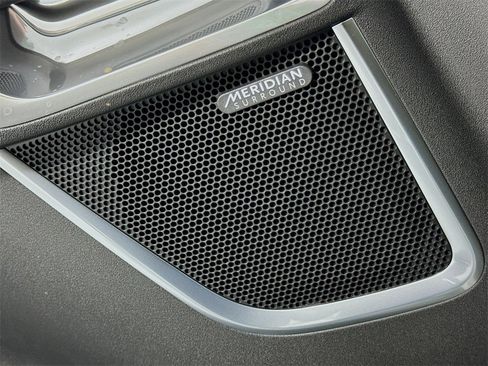 New 2024 Jaguar E-PACE R-Dynamic SE image 19