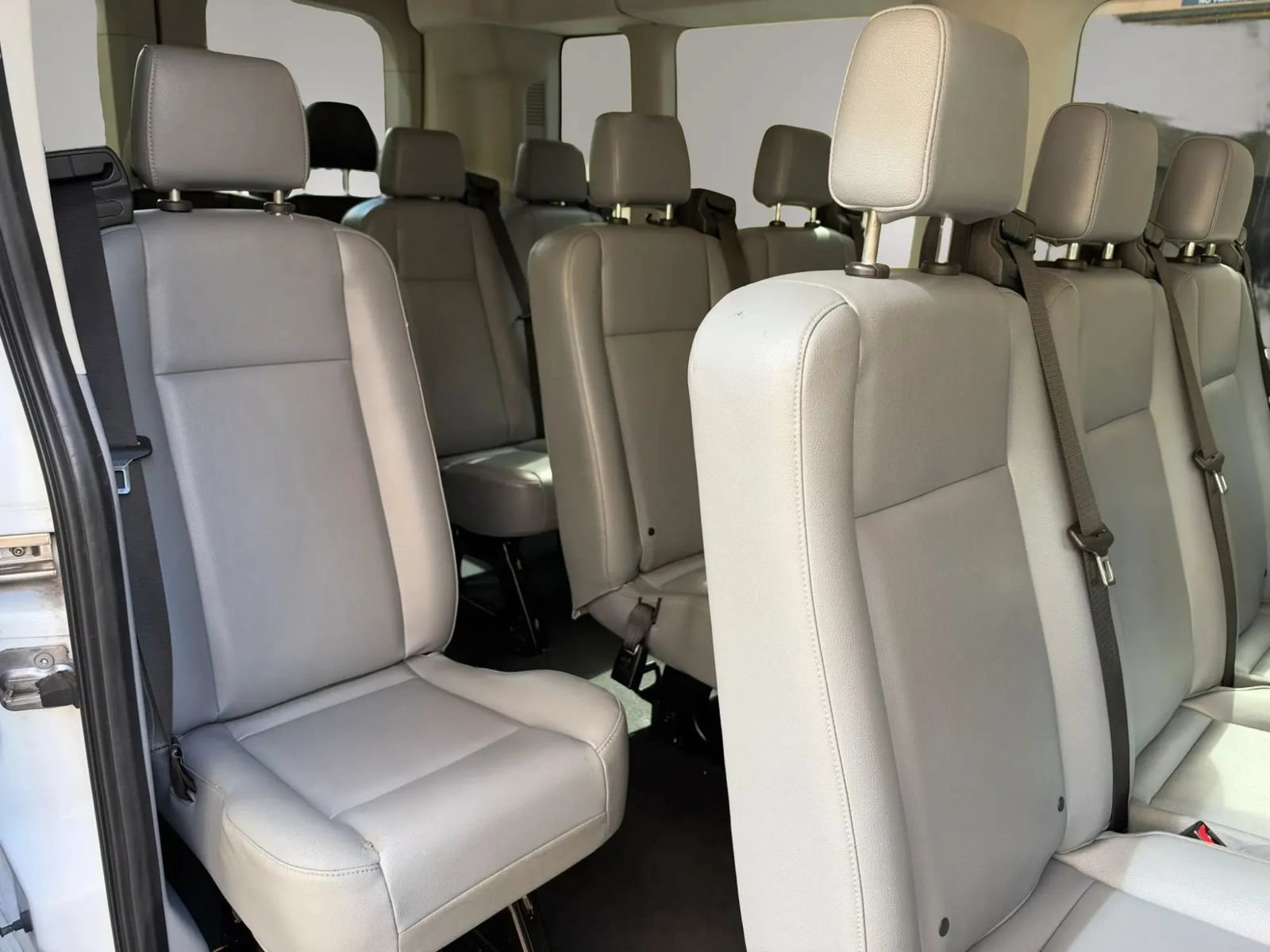 Used 2018 Ford Transit 350 XL RWD image 25
