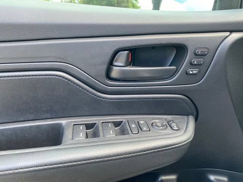 Used 2025 Honda Odyssey EX-L image 19