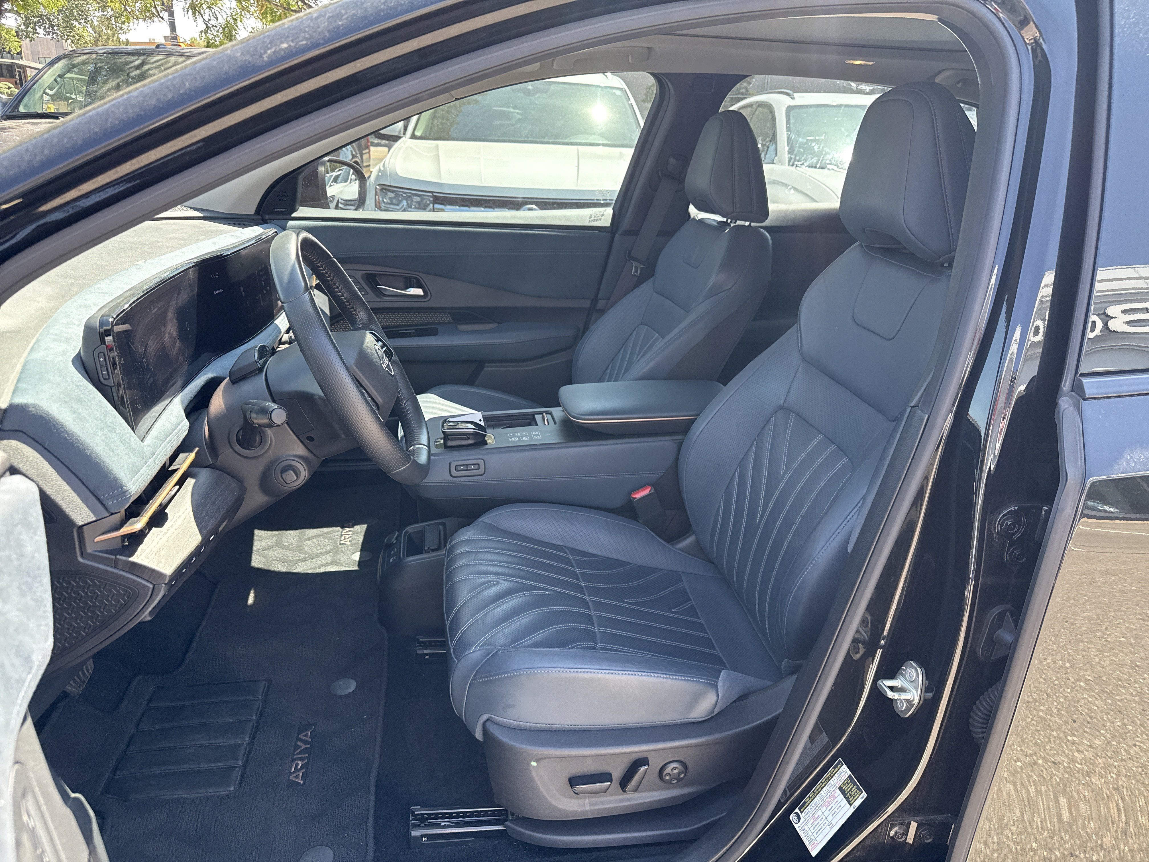 Certified 2023 Nissan Ariya AWD/4WD image 14