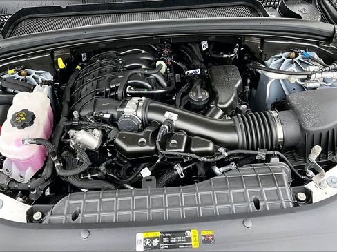 New 2025 Jeep Grand Cherokee L Overland w/ Advanced Protech Group III AWD/4WD image 19