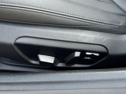 Used 2026 BMW Z4 sDrive30i RWD image 12