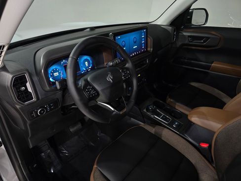 New 2025 Ford Bronco Sport Outer Banks image 19