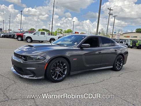 Used 2022 Dodge Charger Scat Pack RWD image 3