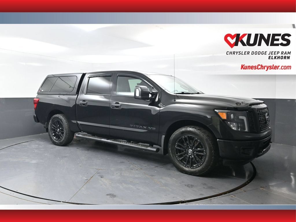 Used 2018 Nissan Titan SV AWD/4WD image 1