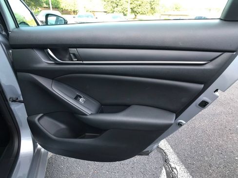 Used 2020 Honda Accord Sport image 28