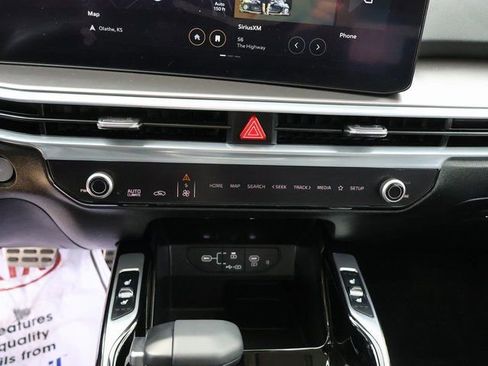 New 2025 Kia Sorento SX FWD image 27