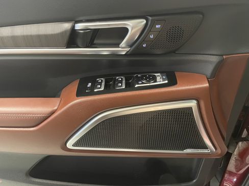 Used 2024 Kia Telluride SX Prestige image 23