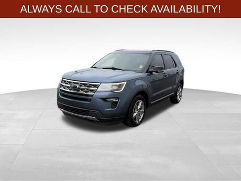 Used 2019 Ford Explorer XLT w/ Equipment Group 202A FWD image 3