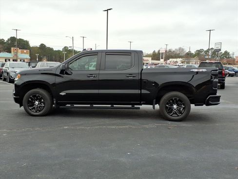 Used 2024 Chevrolet Silverado 1500 RST w/ Convenience Package II image 17