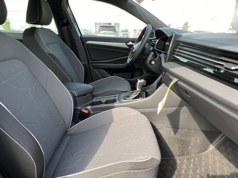 New 2025 Volkswagen Jetta Sport image 29