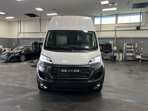 Used 2024 RAM ProMaster 3500 w/ Delivery Van Package image 10