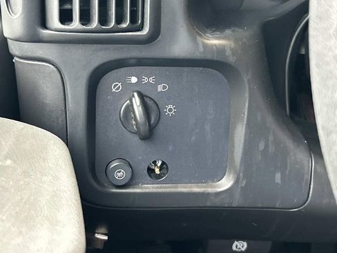 Used 2004 GMC Savana 3500 w/ School Bus Package image 27