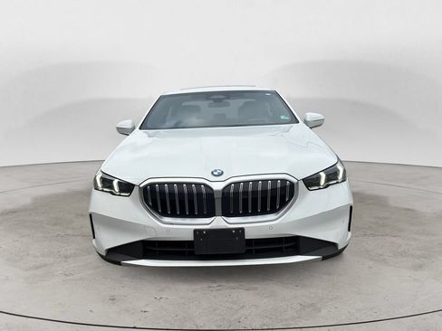 Used 2026 BMW 530i xDrive AWD/4WD image 8