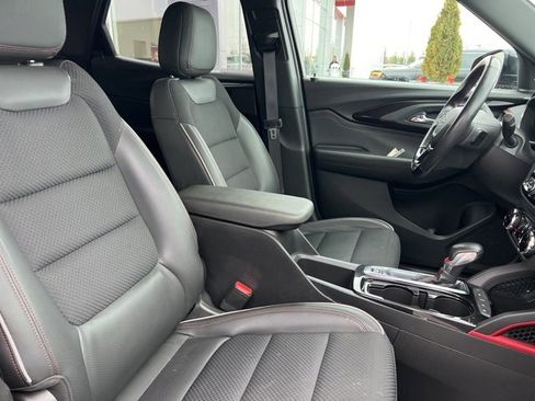 Used 2021 Chevrolet TrailBlazer RS w/ Convenience Package image 28