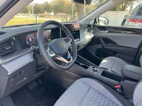 New 2026 Volkswagen Tiguan S FWD image 32