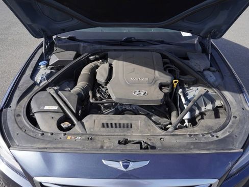 Used 2015 Hyundai Genesis 3.8 w/ Option Group 02 image 4