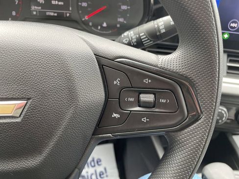 Used 2024 Chevrolet Trax LS w/ Driver Confidence Package FWD image 23