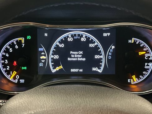 Used 2018 Jeep Grand Cherokee Limited image 18