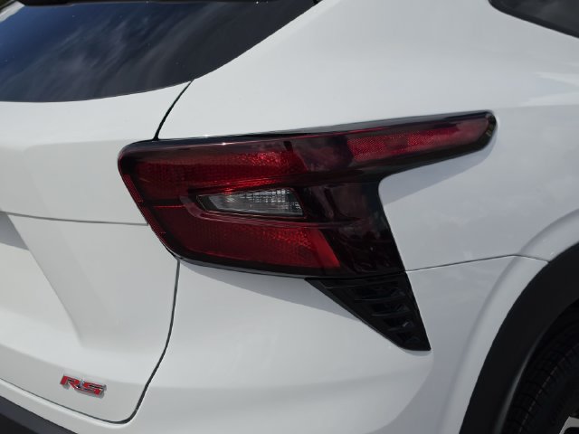 New 2026 Chevrolet Trax RS w/ Driver Confidence Package FWD image 11