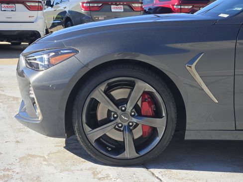 Used 2019 Genesis G70 3.3T Advanced w/ Sport Package image 8