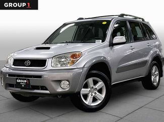 Used 2005 Toyota RAV4 4WD video 1