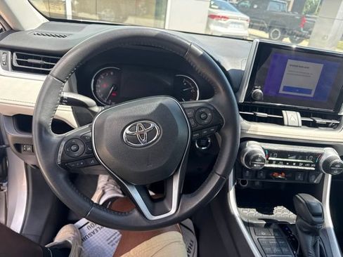 Used 2023 Toyota RAV4 XLE w/ Convenience Package AWD/4WD image 17