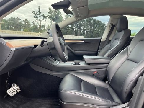Used 2022 Tesla Model Y Performance AWD/4WD image 15