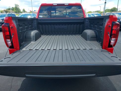 New 2026 GMC Sierra 1500 SLE w/ X31 Off-Road Package AWD/4WD image 29