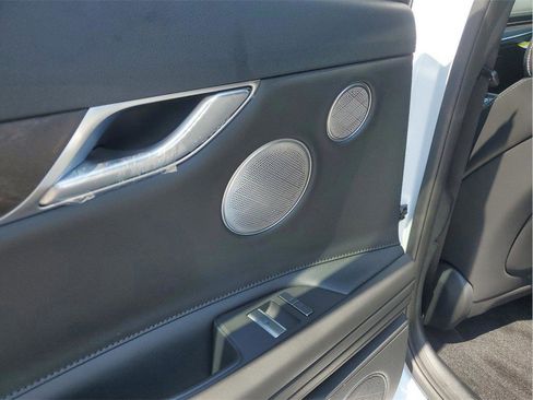 New 2023 Genesis G80 Base image 17