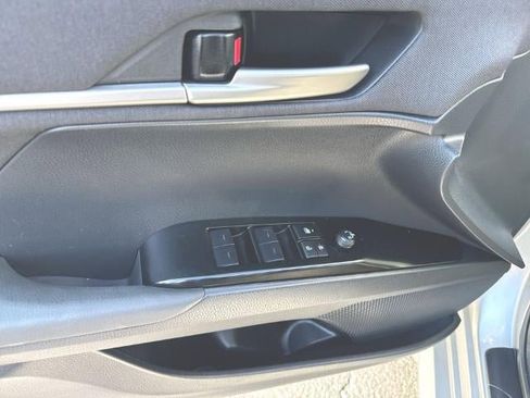 Used 2025 Toyota Camry LE image 22