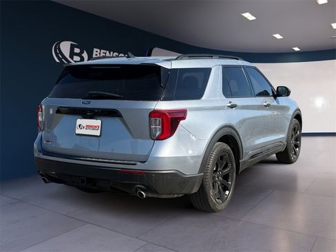 Used 2023 Ford Explorer ST-Line w/ Class IV Trailer Tow Package image 5