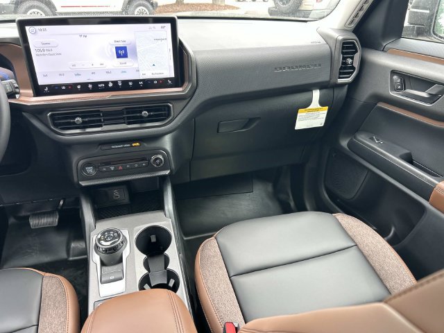New 2026 Ford Bronco Sport Outer Banks w/ Sasquatch Outer Banks Package AWD/4WD image 14