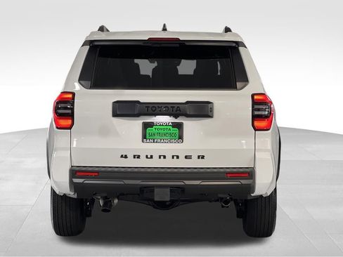 New 2026 Toyota 4Runner SR5 image 4