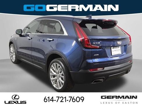 Used 2019 Cadillac XT4 Luxury w/ Cold Weather Package image 11