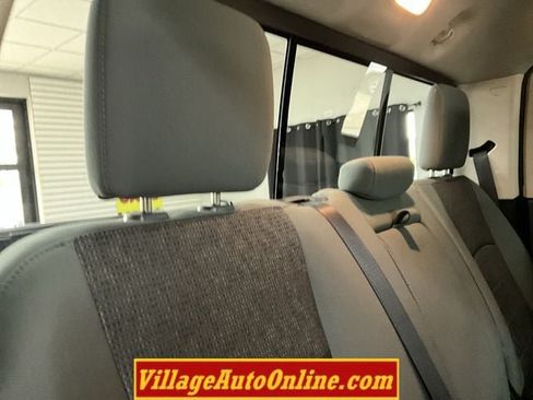 Used 2015 RAM 1500 Big Horn AWD/4WD image 34