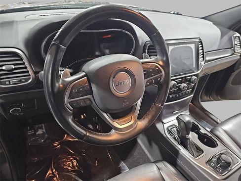Used 2020 Jeep Grand Cherokee Limited X image 16