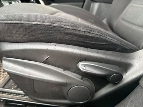 Used 2020 Jeep Renegade Latitude w/ Cold Weather Group image 20