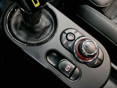 Used 2024 MINI Cooper SE FWD image 35