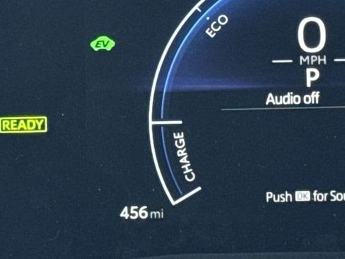 Used 2026 Toyota Camry LE w/ Convenience Package image 16