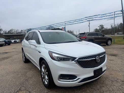 Used 2020 Buick Enclave Avenir w/ Avenir Technology Package image 7