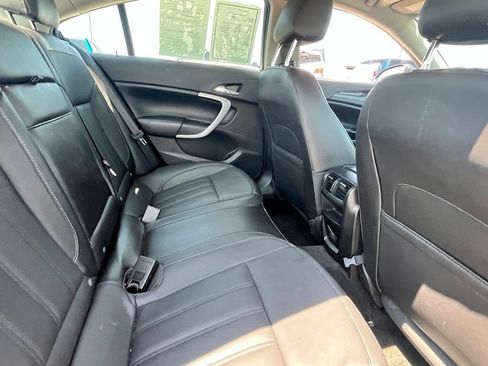 Used 2017 Buick Regal Sport Touring FWD image 12