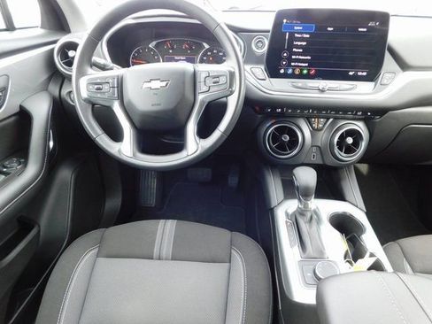 Used 2024 Chevrolet Blazer LT image 16