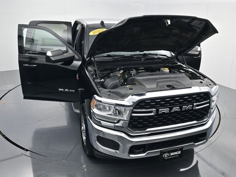 Used 2022 RAM 2500 Big Horn image 62