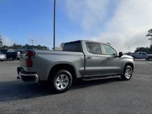 Used 2023 Chevrolet Silverado 1500 LT w/ Protection Package RWD image 8