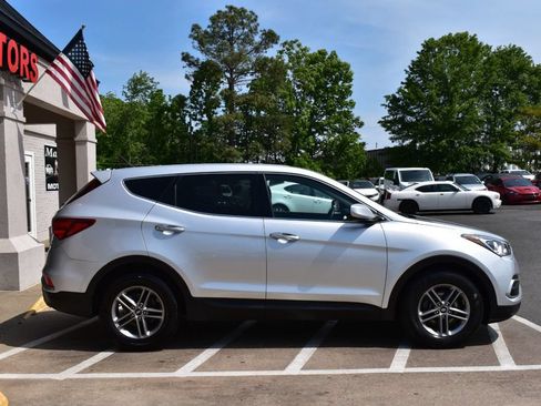 Used 2018 Hyundai Santa Fe Sport AWD/4WD image 6