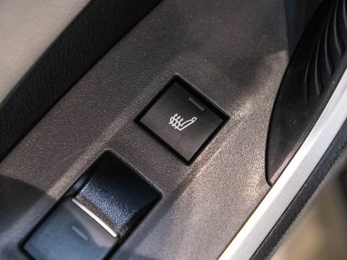 Used 2022 Toyota RAV4 Limited w/ Limited Grade Weather Package AWD/4WD image 34