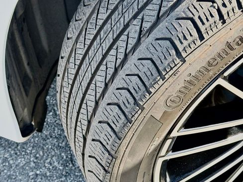 Used 2023 Mercedes-Benz C 300 Sedan image 16