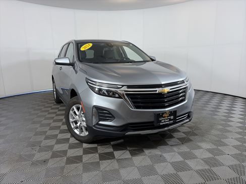Used 2024 Chevrolet Equinox LT AWD/4WD image 1