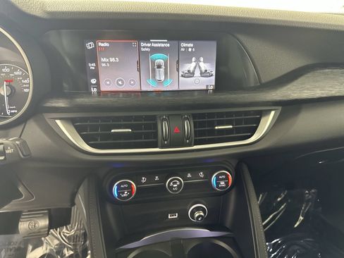 Used 2021 Alfa Romeo Stelvio Sprint w/ Active Assist 1 Package RWD image 21